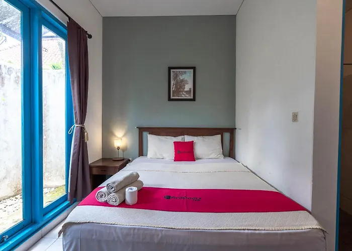 Гостевой дом Reddoorz Near Pantai Bali