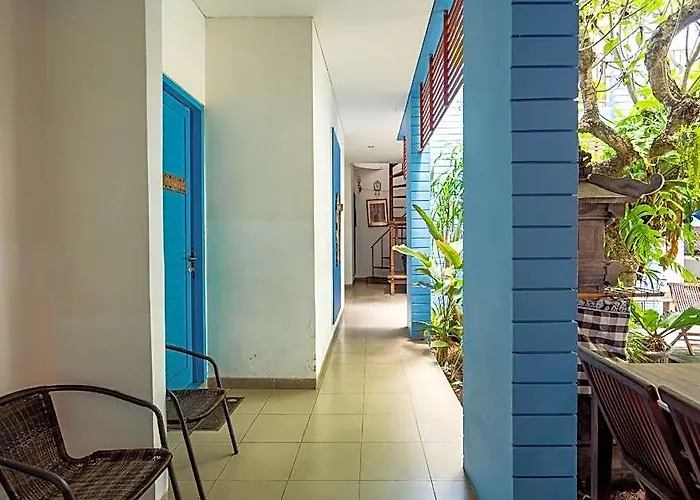 Reddoorz Near Pantai Bali Гостевой дом 2*