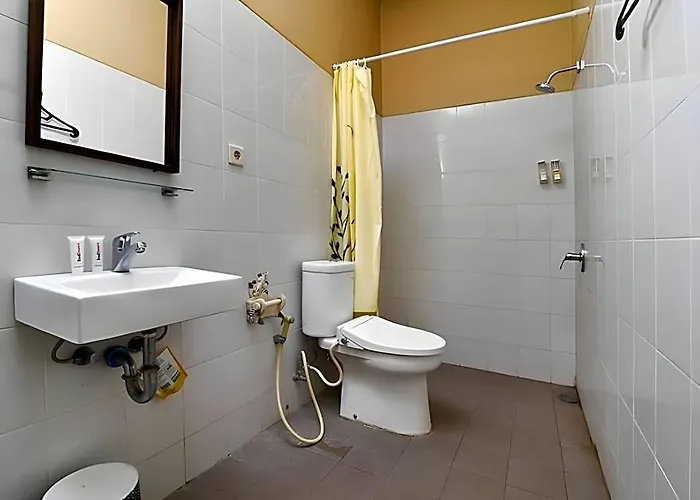Reddoorz Near Pantai Sanur Bali Guest house 2*