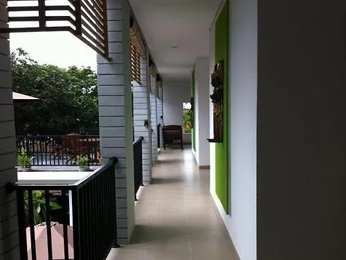 Reddoorz Near Pantai Bali Санур